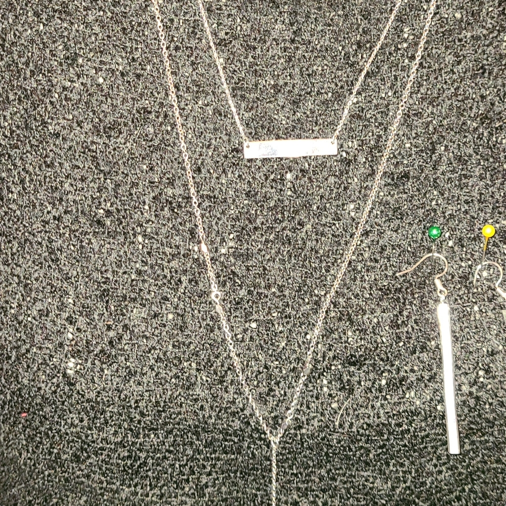 Jewelry - Picture 2 of 8